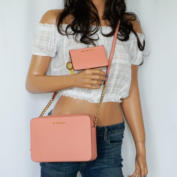 Michael Kors Handbags - Michael Kors Jet Set Xbody Bag & Wallet Set Peach